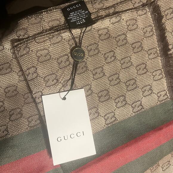 Gucci Unisex Scarf Beige Green and Red Made in Italy Classic Old Money Business - Picture 5 of 10